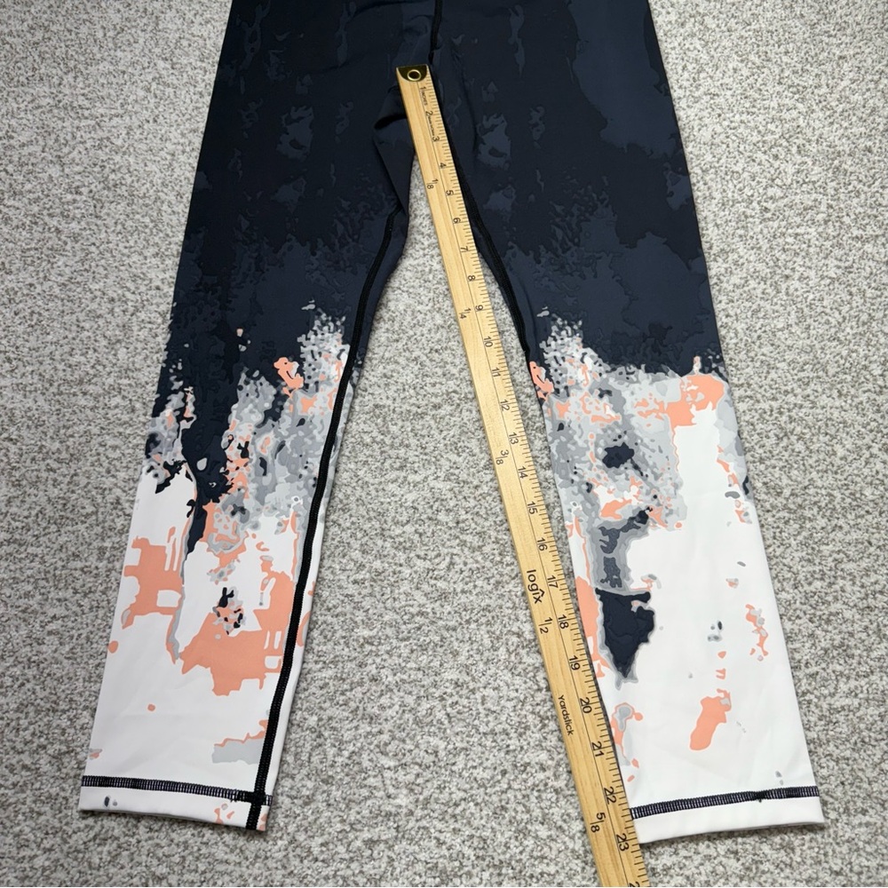 Women’s ZYIA Active Watercolor Ombré Summit High-Rise 7/8 Leggings Size‎ 4 - Picture 6 of 7